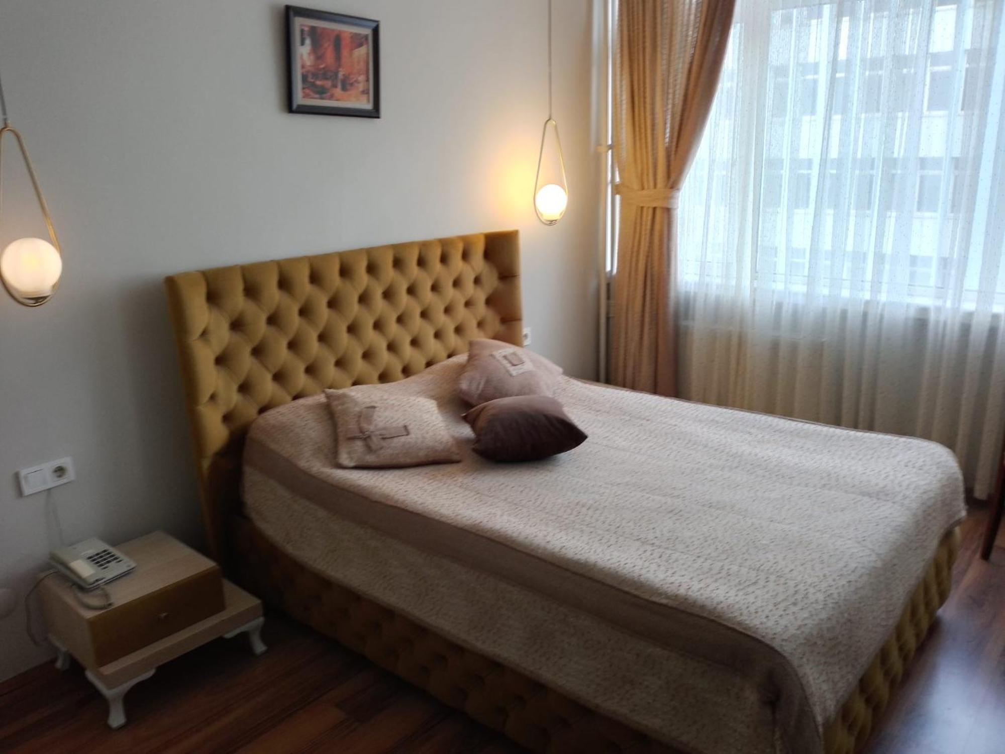 Tac Hotel 2*